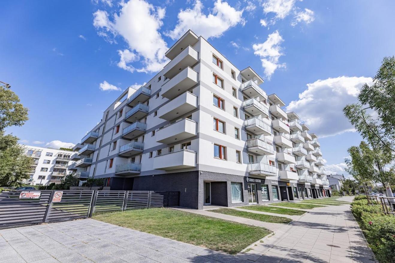 Fajny Apartament Z Parkingiem, Obok Metra. Warschau Buitenkant foto