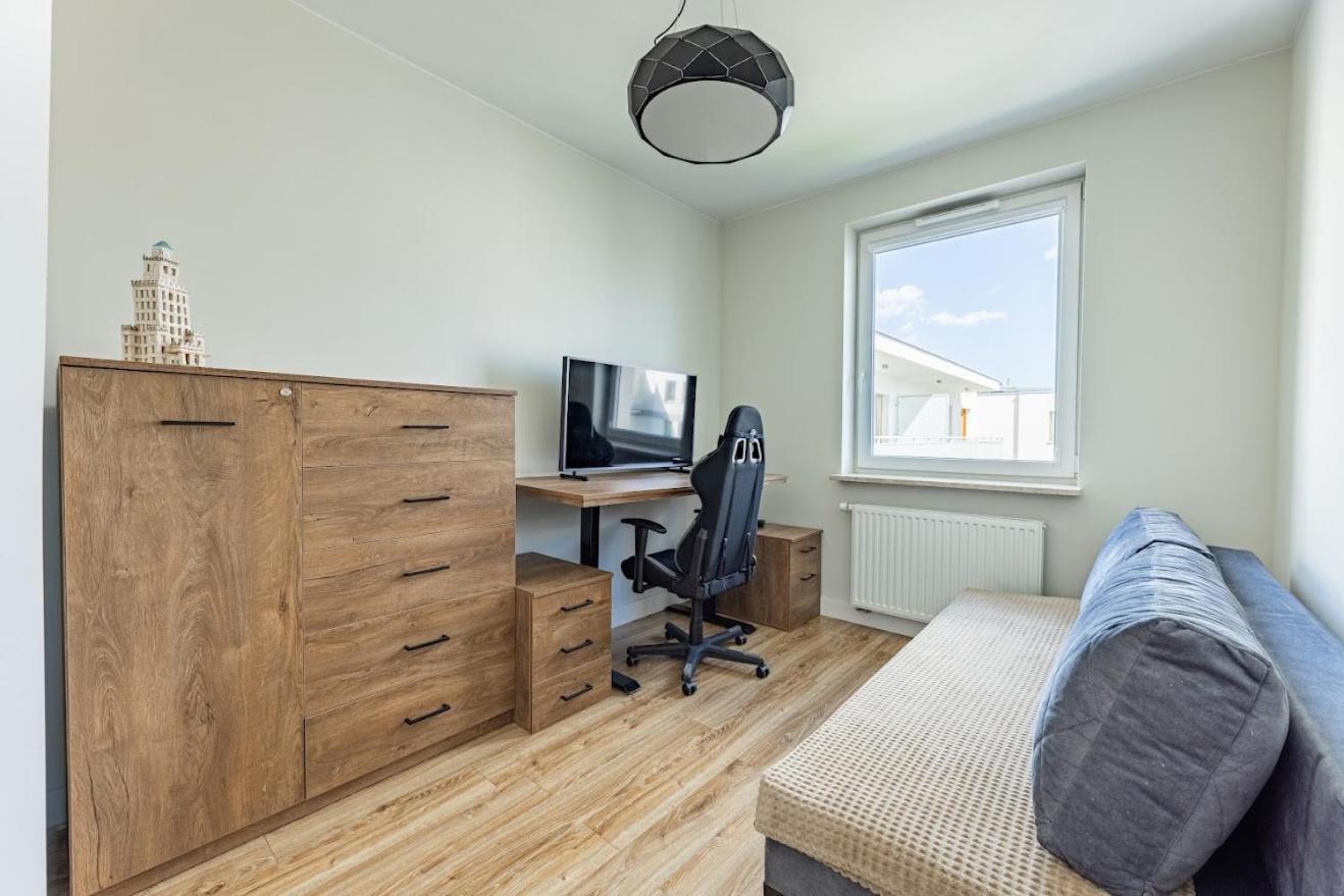 Fajny Apartament Z Parkingiem, Obok Metra. Warschau Buitenkant foto
